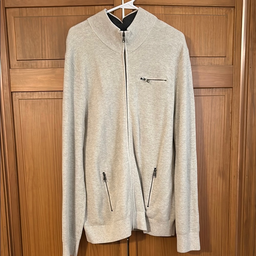 Men's Gray Sweater
